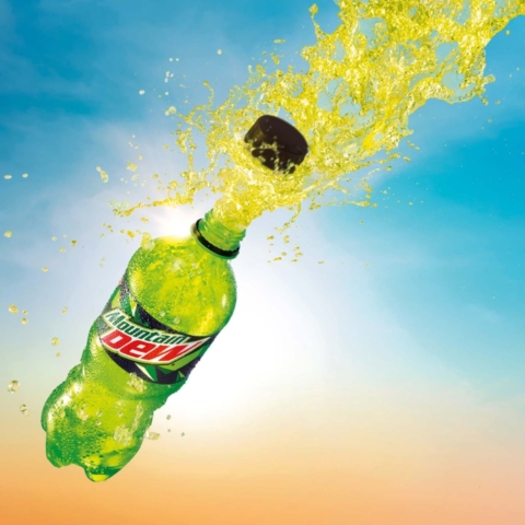 MD_Exploding_Green Grip Bottle_S14_RGB